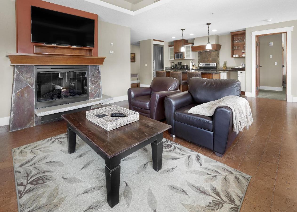 Sunset Ridge - Luxurious Corner Condo - Spectacular Mt Views With Open Pool! Canmore Ngoại thất bức ảnh